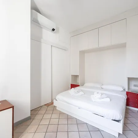 Apartment Stunning & 1bdr With Terrace In Cadorna Area By Rentopolis Milan